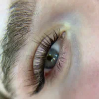 کاشت مژه با بهترین متریال