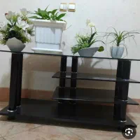 میز تلویزیون شیشه ی