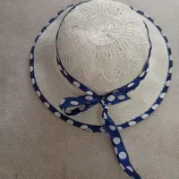 یک کلاه دخترانه برای زیر دوسال