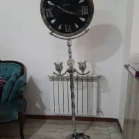 ساعت ایستاده