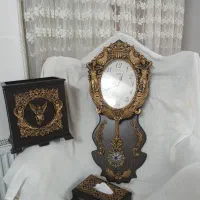 ساعت دیواری ، سطل زباله،  جای دستمال کاغذی