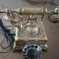 تلفن برنز سنگین وزن