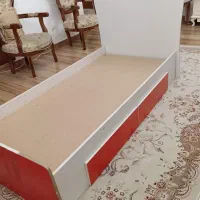 تخت تک نفره نوجوان