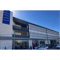 فروش دو باب مغازه باموقعیت عالی در خیابان کارگر