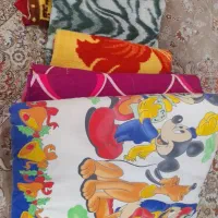 ۳ عدد پتو یک تشک کودک