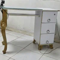 میزناخن،صندلی کوتاهی