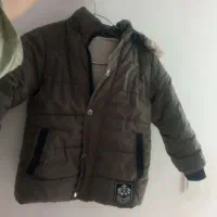 یک عدد کاپشن و یک عدد لباس مجلسی