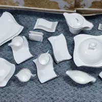سرویس چینی ۱۸ نفره