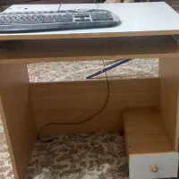 میز وصندلی