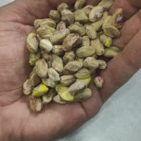 مغز پسته