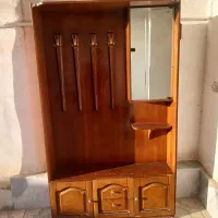 جا کفشی و چوب لباسی