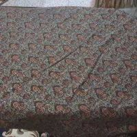 میز ناهار خوری تنها