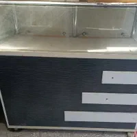 ویترین مغازه