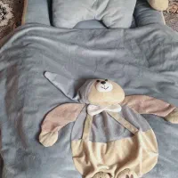 تشک عروسکی کودک مخمل ویه آغوشی مخمل گلدوزی شده