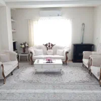 مبلمان ۷ نفره شرکتی شیک و سالم همراه با میز وسط