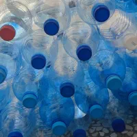 بطری 1.5 لیتر و .5لیتر