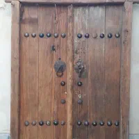درب چوبی قدیمی