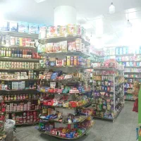 فروشنده خانم یا آقا با روابط جهت سوپرمارکت