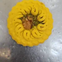 فروشنده صندوق قنادی