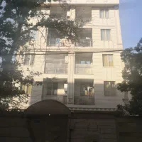 ۶۱ متر - فول امکانات - بلوار هنگام