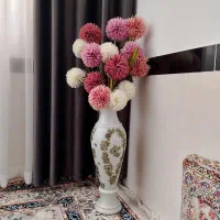 گل و گلدان