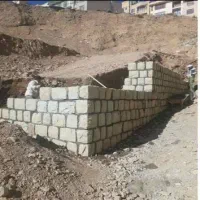 اجراسنگ لاشه و مالون. جدول سنگ فرش پیاده رو