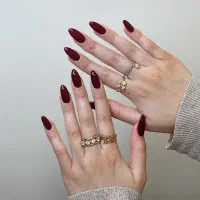 تخفیف کاشت ناخن و مژه فقط تا عید قربان550