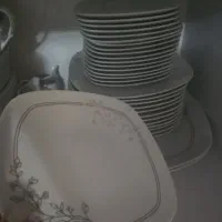 دو دست سرویس ۱۲ نفره چینی