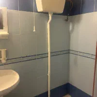 روشویی، ایینه و سیفون و شیر آلات سرویس بهداشتی ،