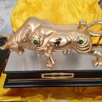 مجسمه برنجی روکش  آب طلا