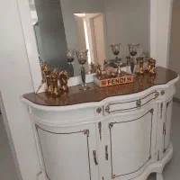 آینه و کنسول