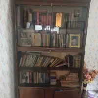 کمد ویترینی چوبی