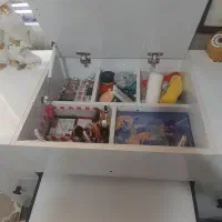 میز تحریر و ارایش