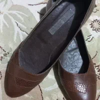 کفش چرم نو یک جفت با قیمت مناسب