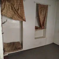 دربست حیاط دار، ۲ طبقه، یک سرویس