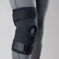 زانوبند طبی چهارفنره نئوپرن ماناطب