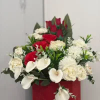 گل مصنوعی