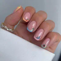 خدمات تخصصی ناخن (تخفیف ویژه ۱۵٪ + طراحی رایگان)
