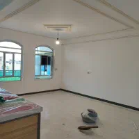 نقاشی ساختمان و طرح کاغذ دیواری