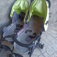 کالسکه دوقلو