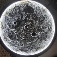 تابلو ماه شب تاب هایپر رئال