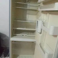 یک عدد یخچال سالم