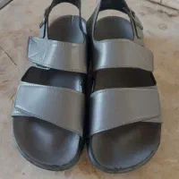 کفش صندل نو از خیابان عطار خریدم میفروشم550تومن