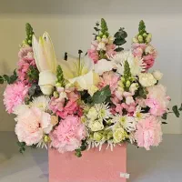 باکس گل هدیه تولد و مراسم کد ۱۰۹۹ گلاریس