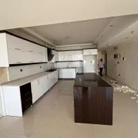 کابینت های گلاس در حد