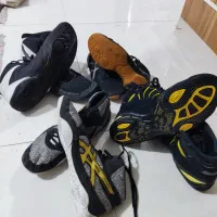 کفش کتونی کشتی