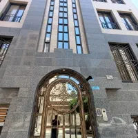 ۱۱۰ متر اعیان نشین منطقه / فول امکانات / غربی ها