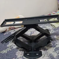 پایه دیواری تمام چرخی تلویزیون