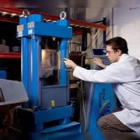 آزمایشگاه بتن آژند دژ سپاهان (شمال شهر اصفهان(