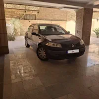 مگان ۲۰۰۰ اتومات